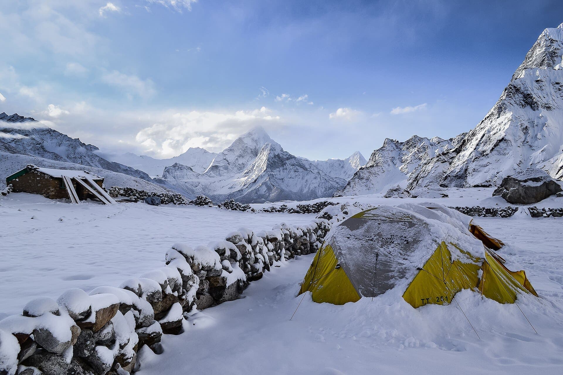 Himalayan peaks in Nepal